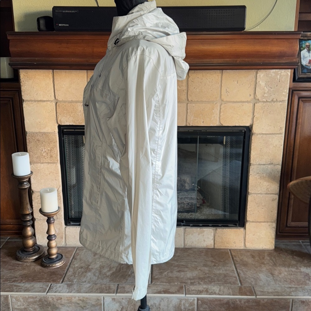 Marmot Rain Jacket - Picture 4 of 12